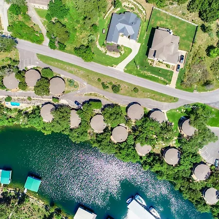 Lakefront Bungalow - Community Poolhot Tub #10